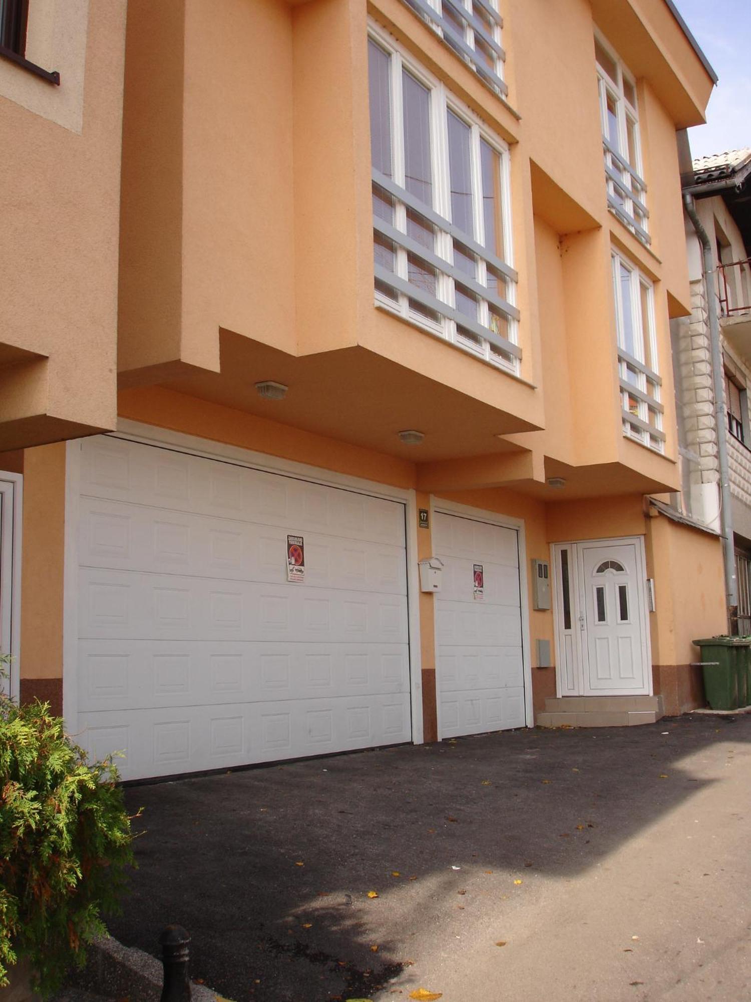 Apartments Kira Sarajevo Esterno foto