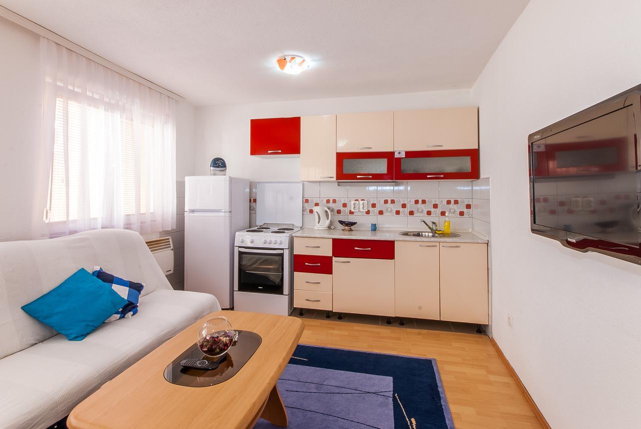 Apartments Kira Sarajevo Esterno foto
