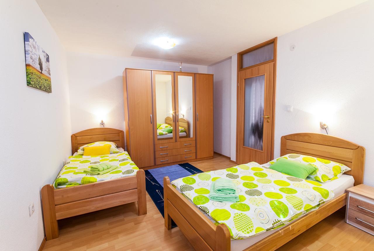 Apartments Kira Sarajevo Esterno foto